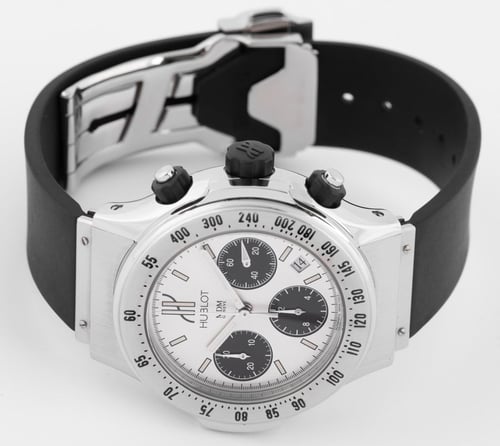 Front View of Classic Chronograph Maxi