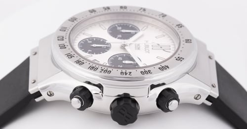 Crown Side Shot of Classic Chronograph Maxi