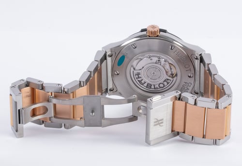 Open Clasp Shot of Classic Fusion 45
