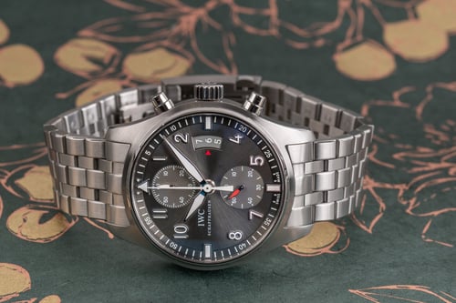 Extra Shot of Spitfire Flyback Chronograph