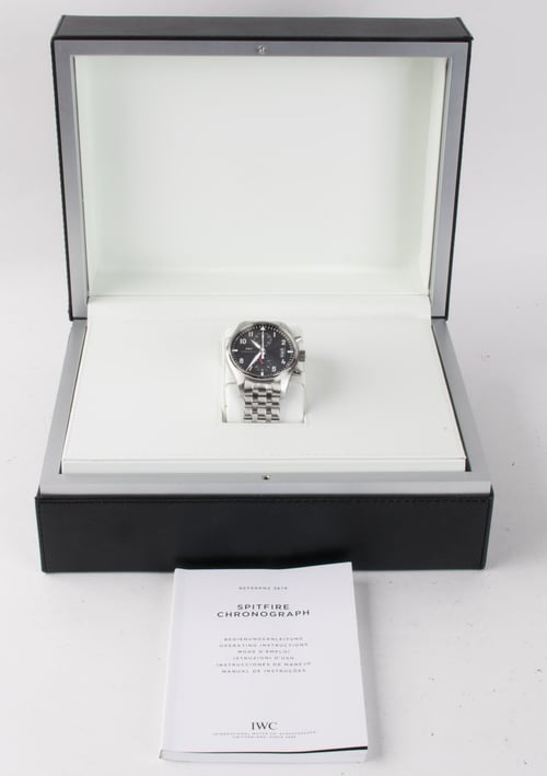 Box / Paper shot of Spitfire Flyback Chronograph