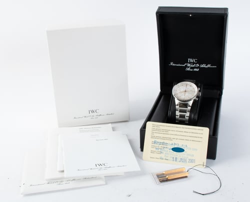 Box / Paper shot of GST Chronograph