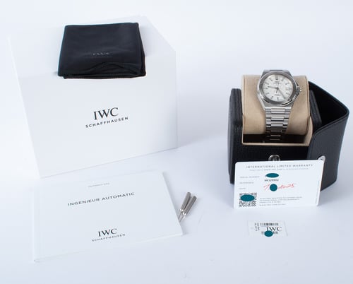 Box / Paper shot of Ingenieur Automatic 40