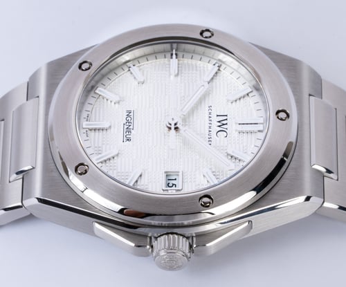 Crown Side Shot of Ingenieur Automatic 40