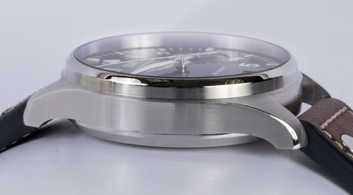 9' Side Shot of Big Pilot's Watch 'Green Edition'
