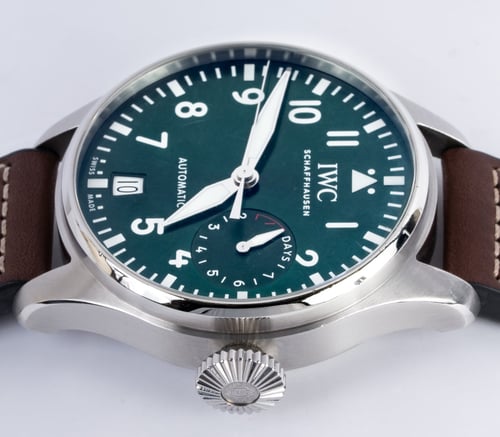 Crown Side Shot of Big Pilot's Watch 'Green Edition'
