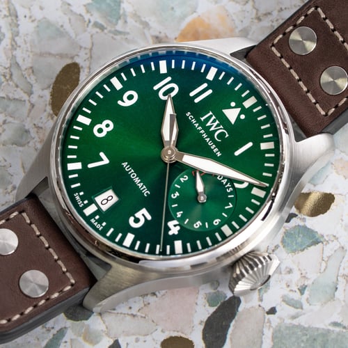 Stylied photo of  of Big Pilot's Watch 'Green Edition'