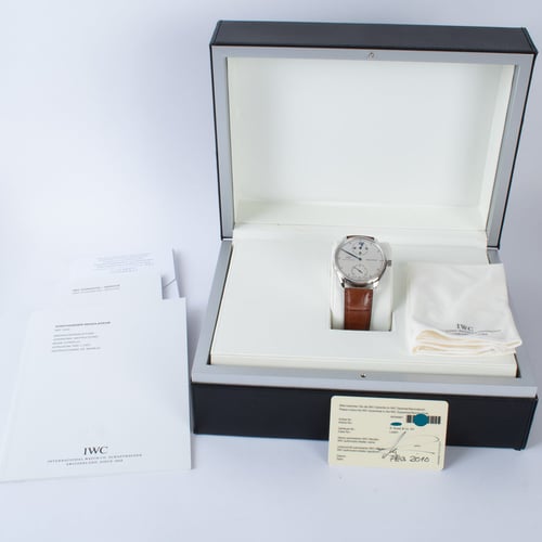 Box / Paper shot of Portugieser Regulator