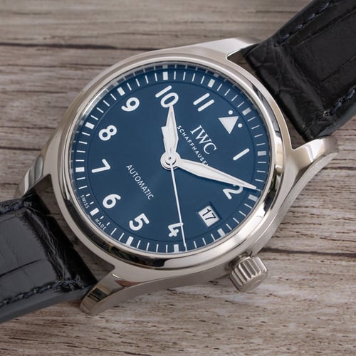 Stylied photo of  of Pilot's Automatic 36