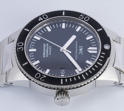 Crown Side Shot of GST Aquatimer