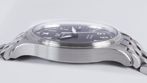 9' Side Shot of Pilot's Watch Mark XVIII