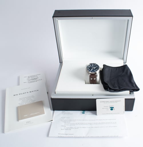 Box / Paper shot of Big Pilot Seven Day
