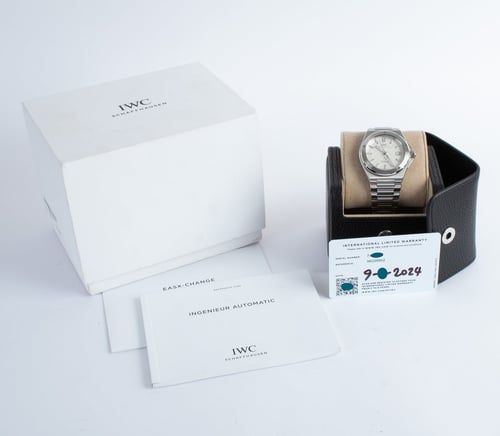 Box / Paper shot of Ingenieur Automatic 40