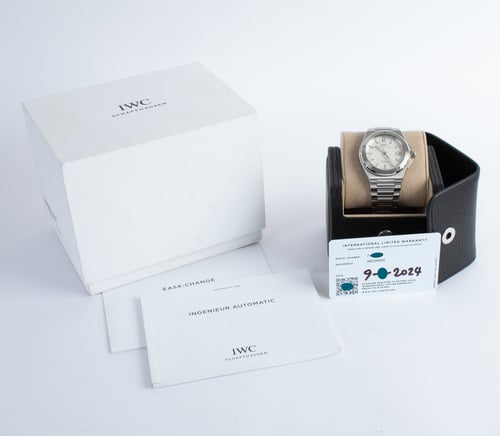 Box / Paper shot of Ingenieur Automatic 40