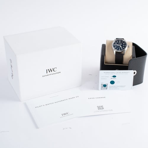 Box / Paper shot of Pilot's Watch Mark XX