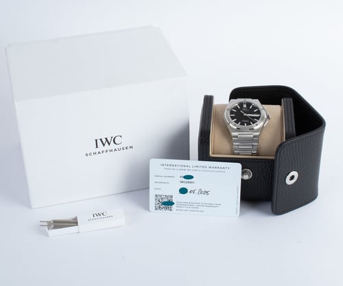 Box / Paper shot of Ingenieur 40