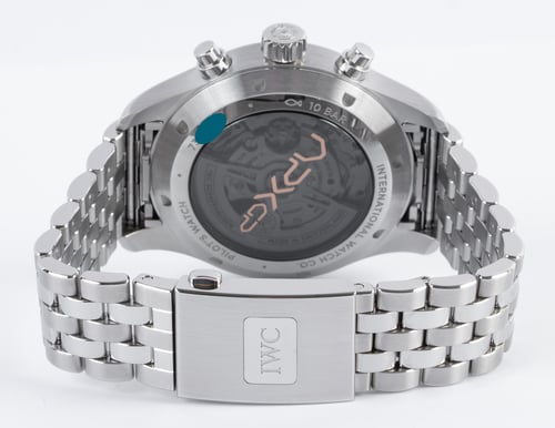 Rear / Band View of Pilot’s Chronograph APXGP 43mm