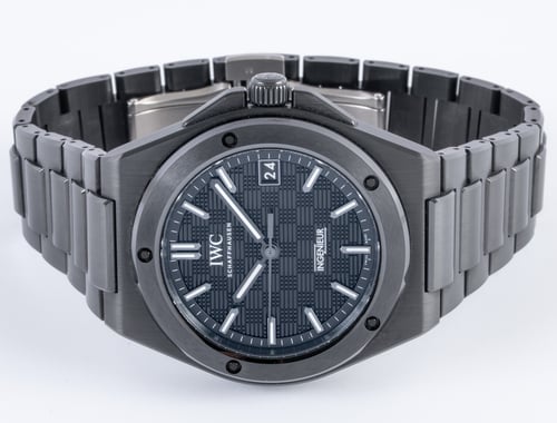 Front View of Ingenieur 42