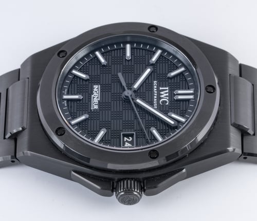 Crown Side Shot of Ingenieur 42