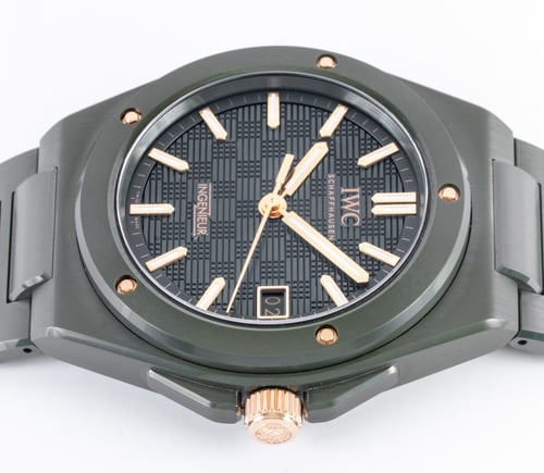 Crown Side Shot of Ingenieur 'Green'
