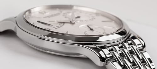 9' Side Shot of Master Réserve de Marche