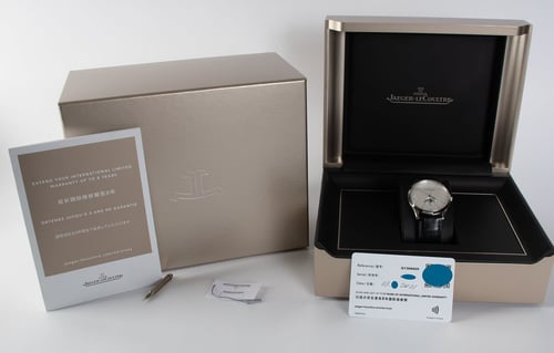 Box / Paper shot of Master Ultra Thin Moon