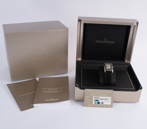 Box / Paper shot of Reverso Classic