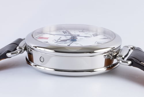 9' Side Shot of Heritage Chronograaph