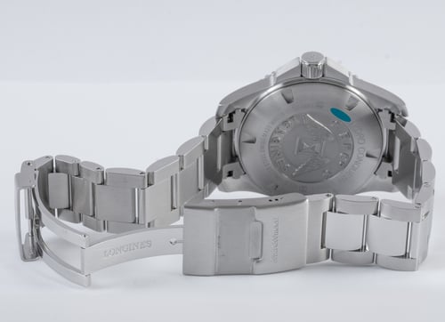 Open Clasp Shot of Hydroconquest 43