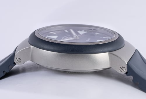 9' Side Shot of S.A.R. Rescue-Timer Nautical