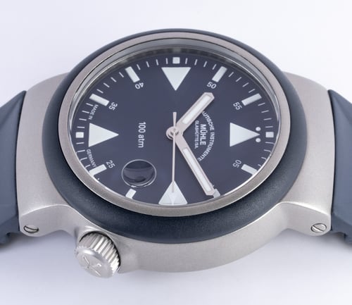 Crown Side Shot of S.A.R. Rescue-Timer Nautical