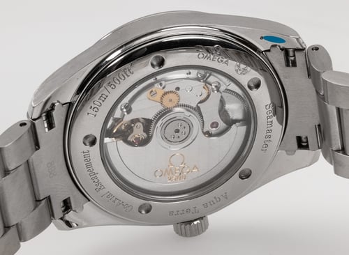 Caseback of Seamaster Aqua Terra 39 MM