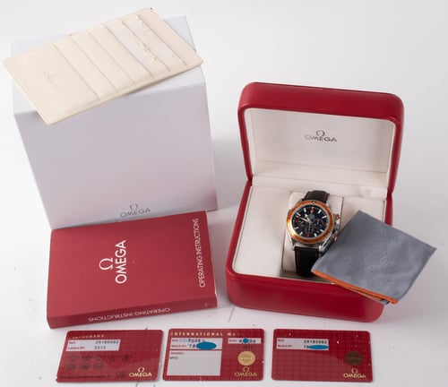 Box / Paper shot of Seamaster Planet Ocean Chronograph