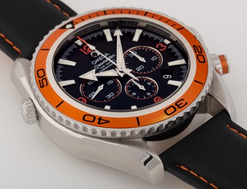 9' Side Shot of Seamaster Planet Ocean Chronograph
