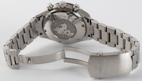 Open Clasp Shot of Speedmaster Chronograph