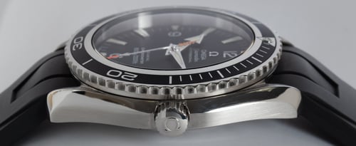 Crown Side Shot of Seamaster Planet Ocean XL 'Casino Royale'