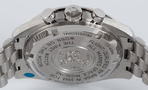 Caseback of Speedmaster Moonwatch Professional Master Chronometer
