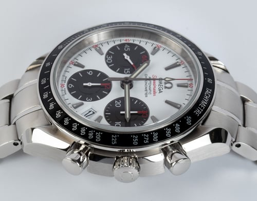 Crown Side Shot of Speedmaster Date 40 'Panda'