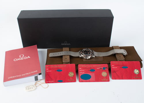 Box / Paper shot of Seamaster 007 Edition 'No Time to Die'