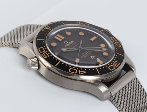 9' Side Shot of Seamaster 007 Edition 'No Time to Die'