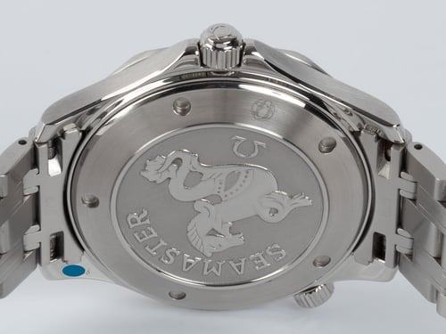 Caseback of Seamaster Professional Quartz