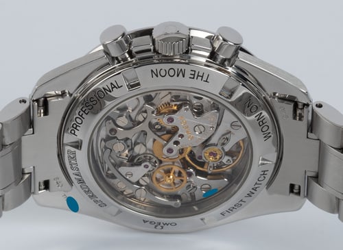 Caseback of Speedmaster Moon 'Hesalite Sandwich'