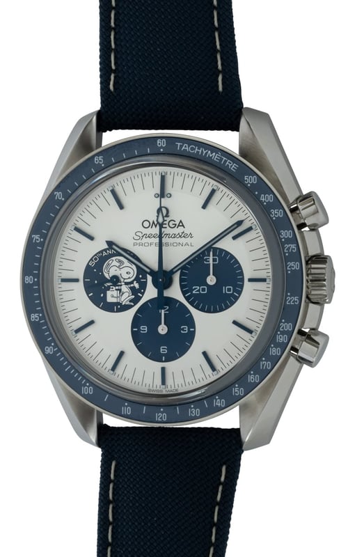 Omega - Speedmaster 'Silver Snoopy Award' 310.32.42.50.02.001