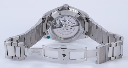 Open Clasp Shot of Seamaster Aqua Terra 'Bumblebee' 15,000 Gauss