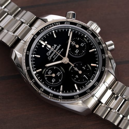 Stylied photo of  of Speedmaster 38