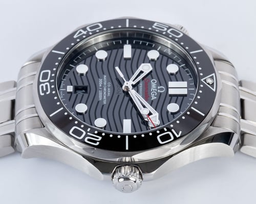 Crown Side Shot of Seamaster Diver 300M