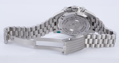 Open Clasp Shot of Speedmaster Moonwatch Professional Co-Axial Master Chronometer