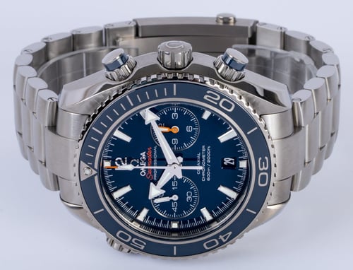 Front View of Seamaster Planet Ocean Chronograph