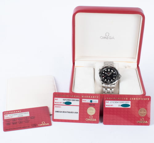 Box / Paper shot of Seamaster Diver 300M