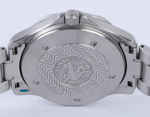 Caseback of Seamaster GMT 'Great White'